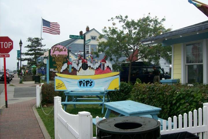 Pet Friendly Pip's Ice Cream Parlour