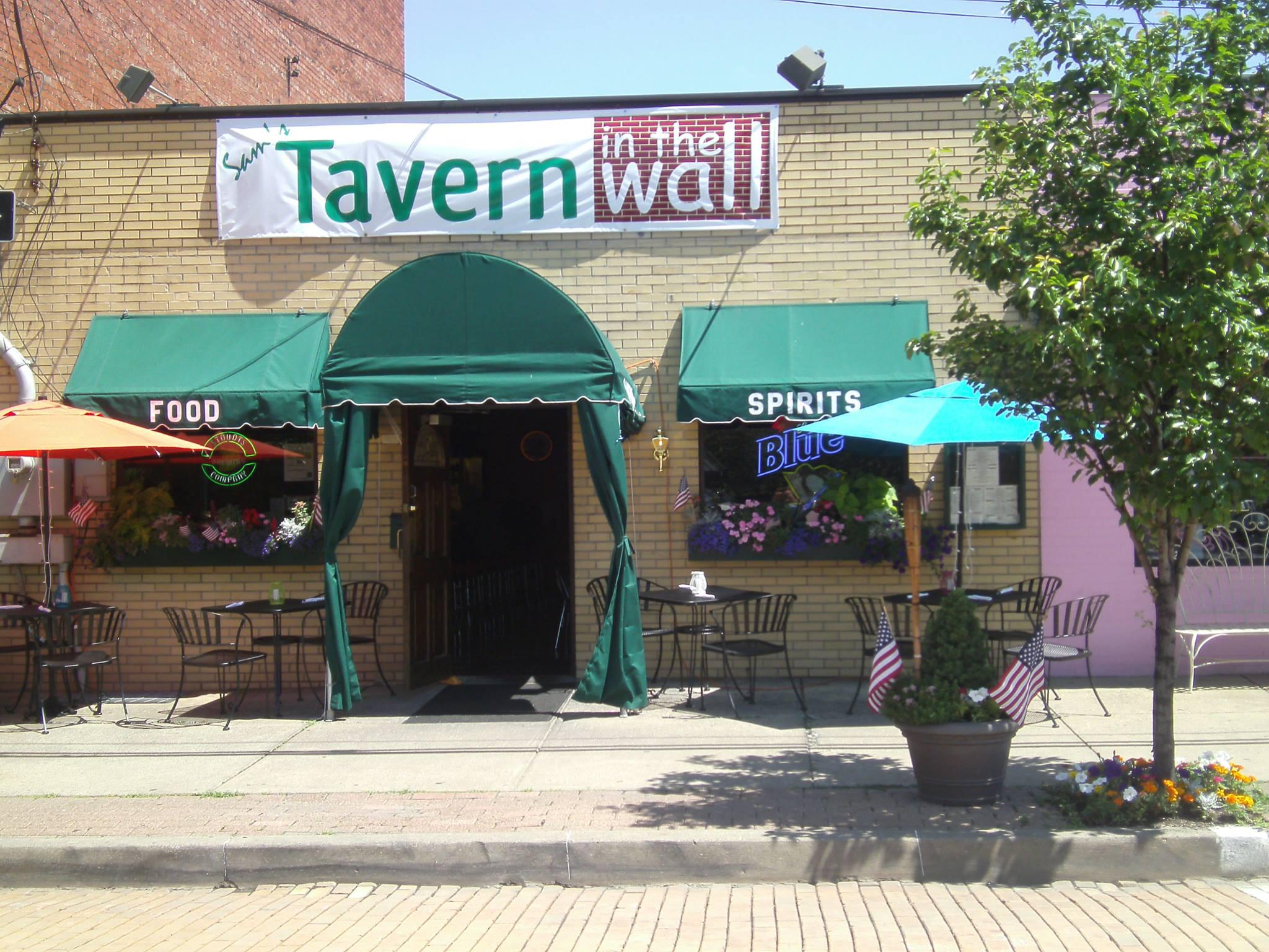 Pet Friendly Tavern in the Wall