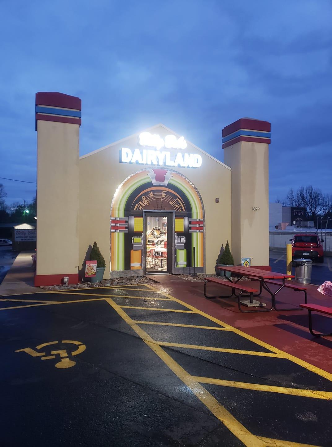 Billy Bob's Dairyland Is Pet Friendly