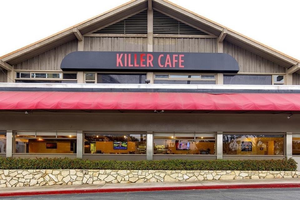 Killer Cafe Is Pet Friendly