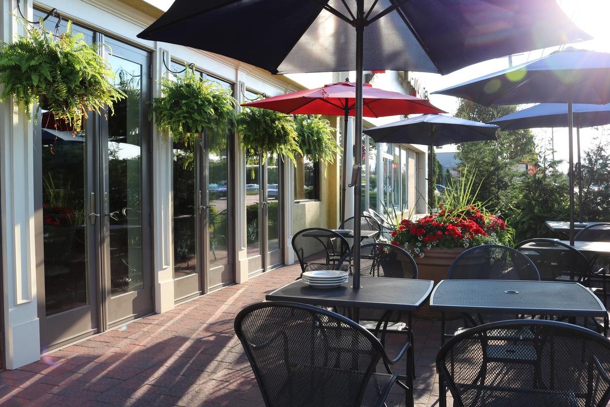 Dog Friendly Italian Restaurants In Massapequa Park Ny Bringfido