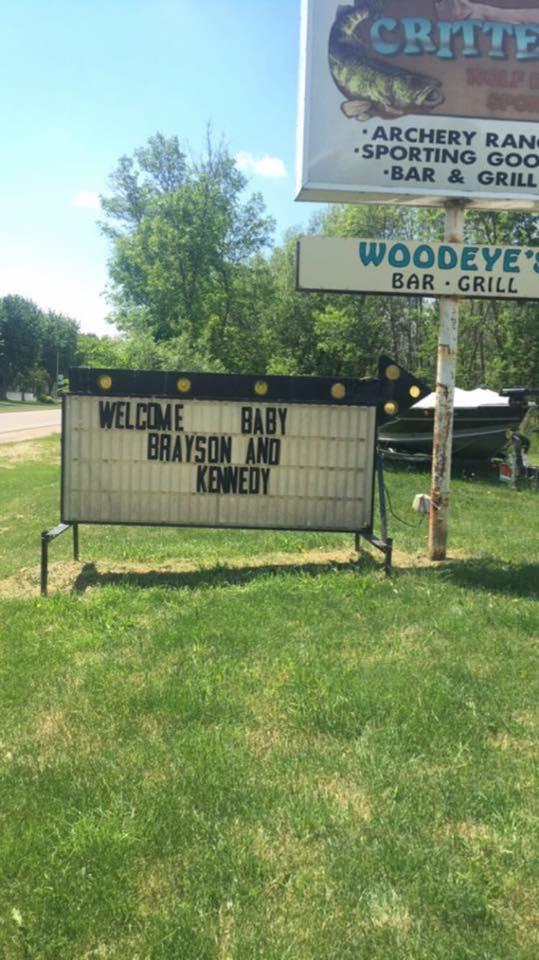 Pet Friendly Woodeye's Bar and Grill