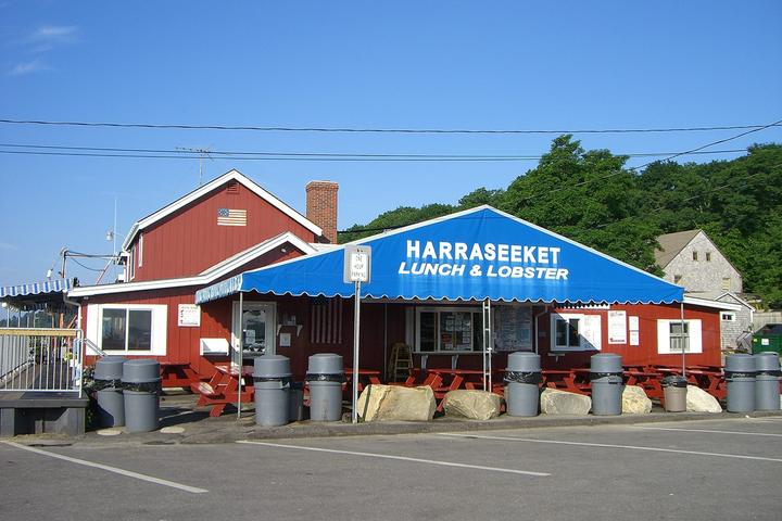 Pet Friendly Harraseeket Lunch and Lobster Company