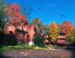 Dog Friendly Fine Dining in Litchfield, CT BringFido