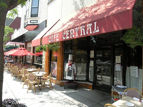 Dog Friendly Restaurants in Highland Park, IL BringFido