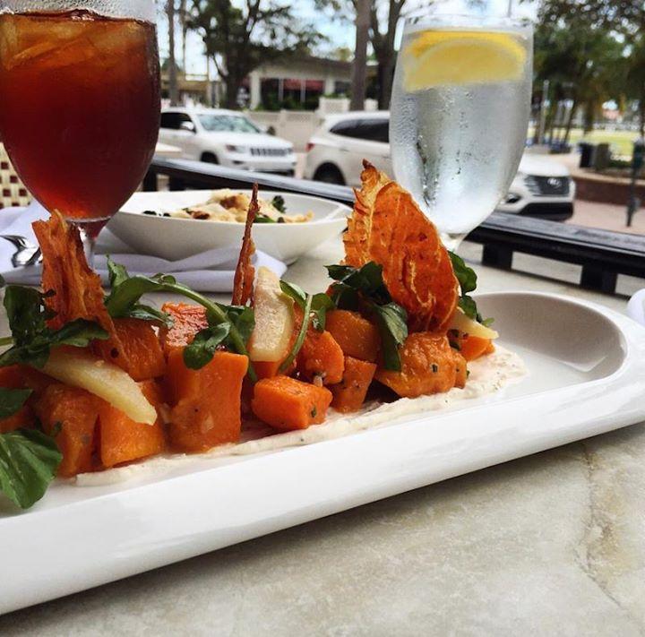 Dog Friendly Restaurants in West Palm Beach: A Complete Guide