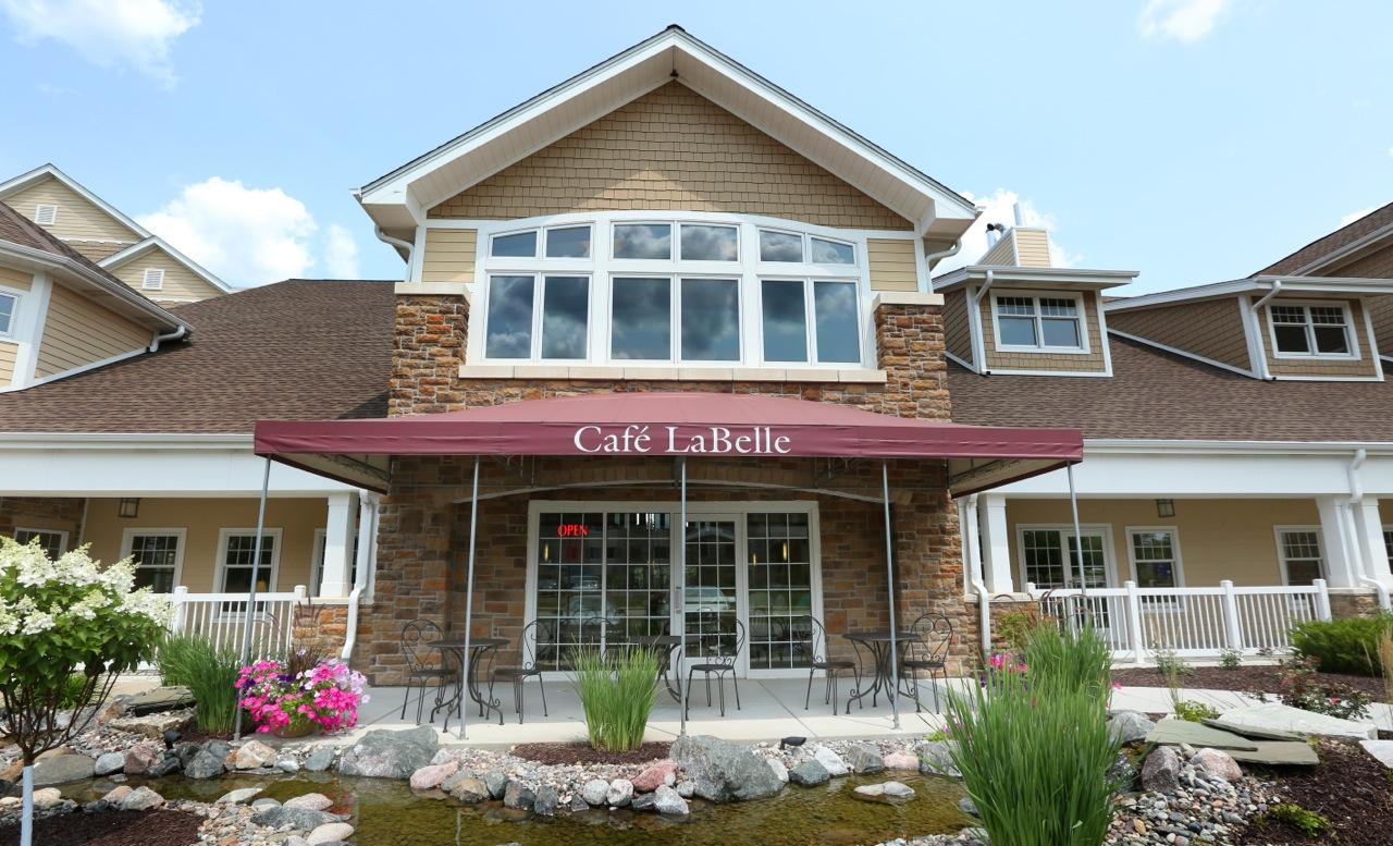 Pet Friendly Cafe LaBelle