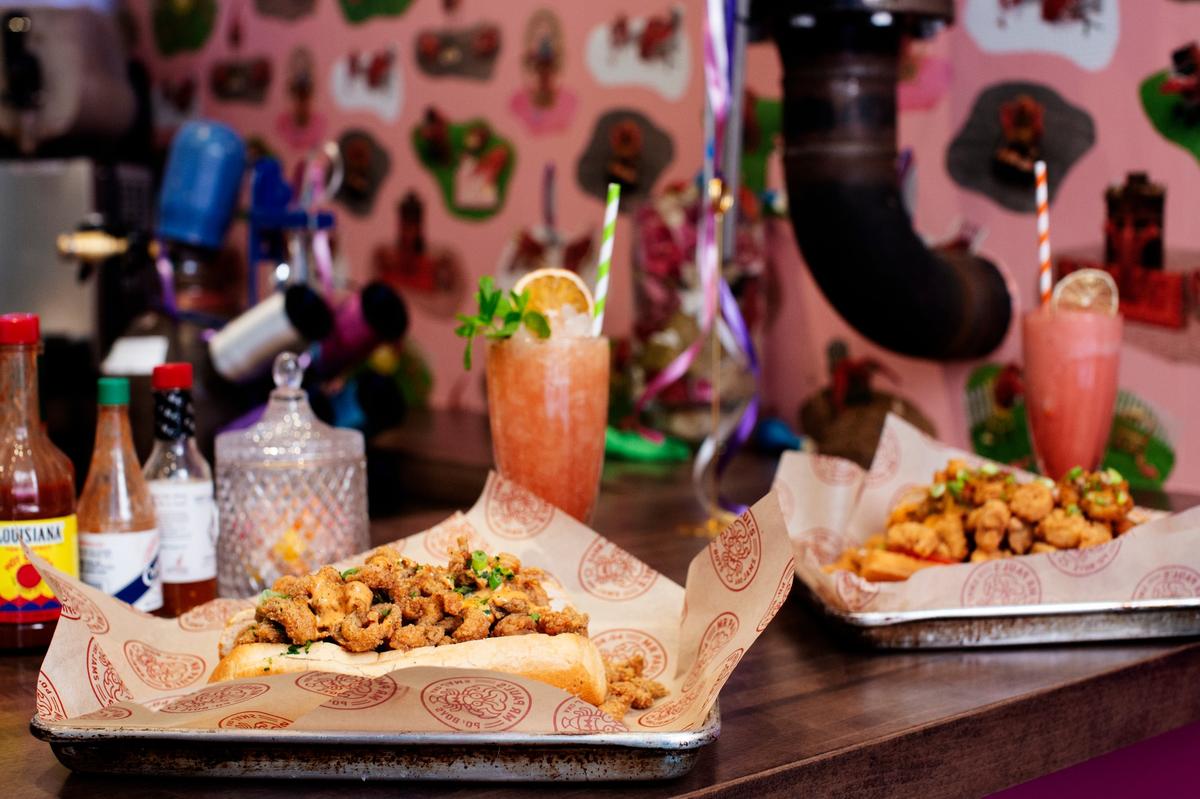 Dog Friendly Restaurants in Edina, MN - BringFido