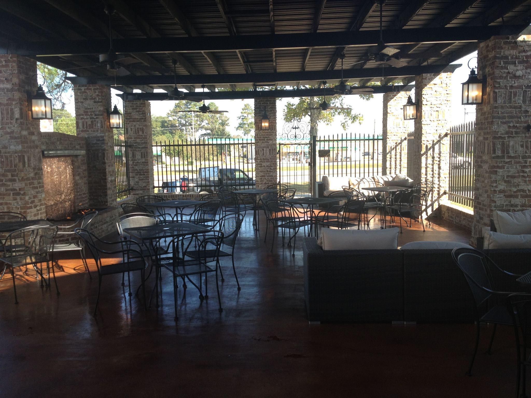 Dog Friendly American Restaurants in Hattiesburg, MS BringFido