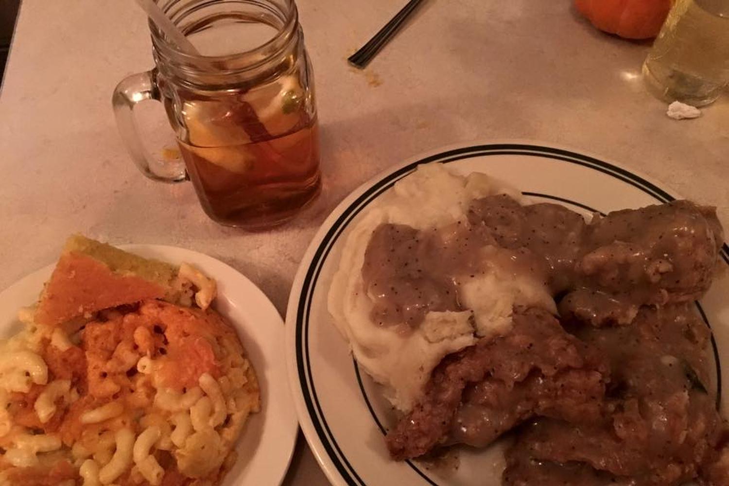 miss mamie s spoonbread too is pet friendly