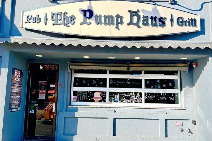 Pet Friendly Pump Haus Pub & Grill