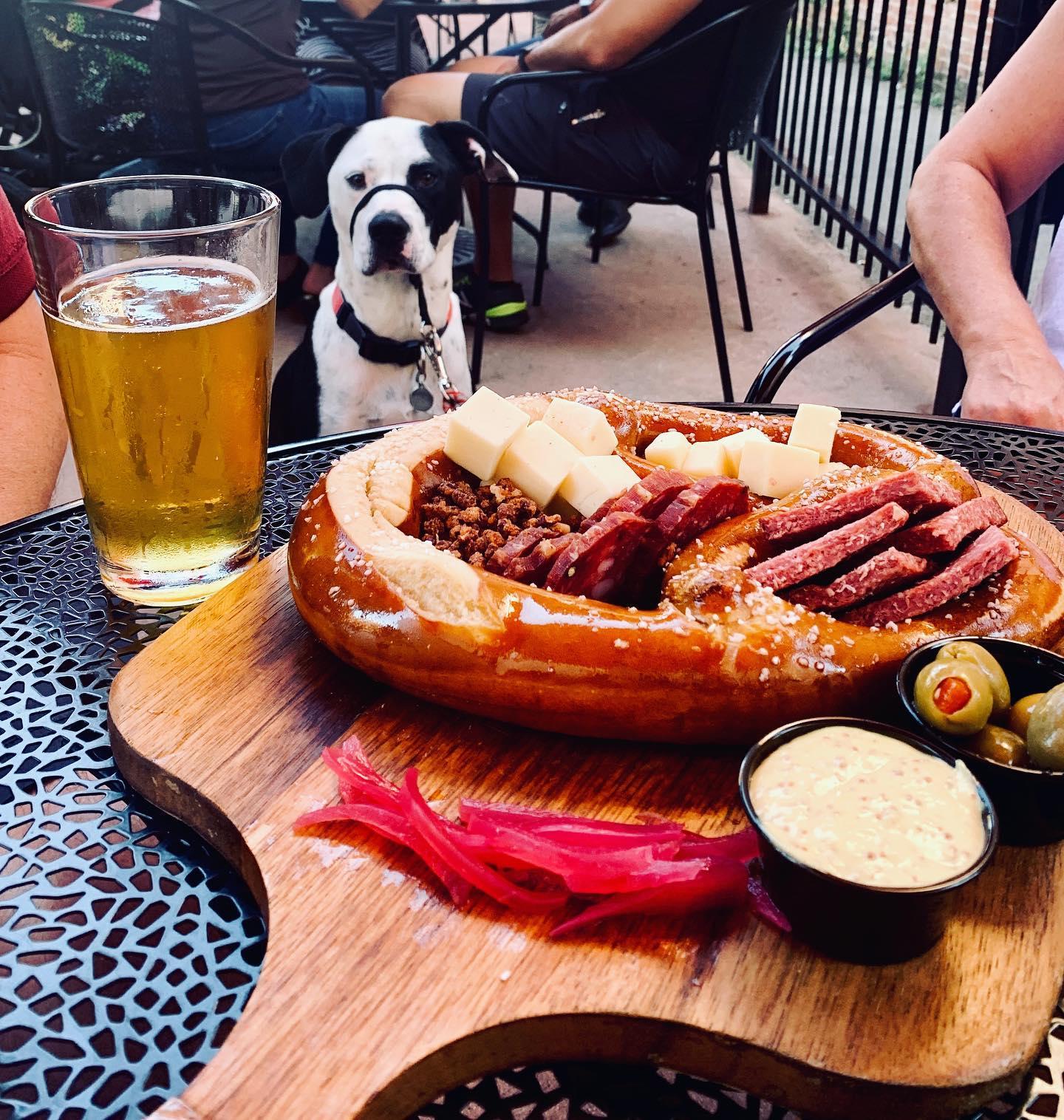 Pet Friendly Old Dog Alehouse & Brewery