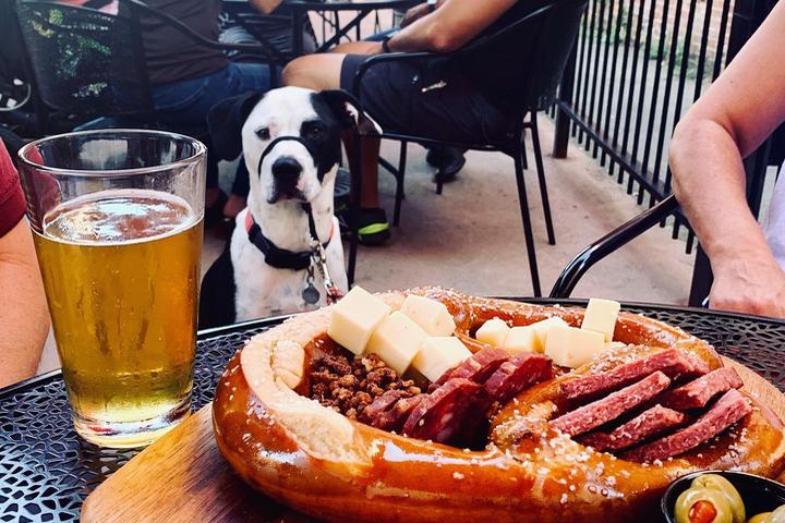 Pet Friendly Old Dog Alehouse & Brewery