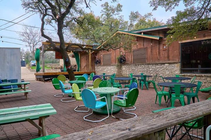 Pet Friendly Savage's Hill Country Bar