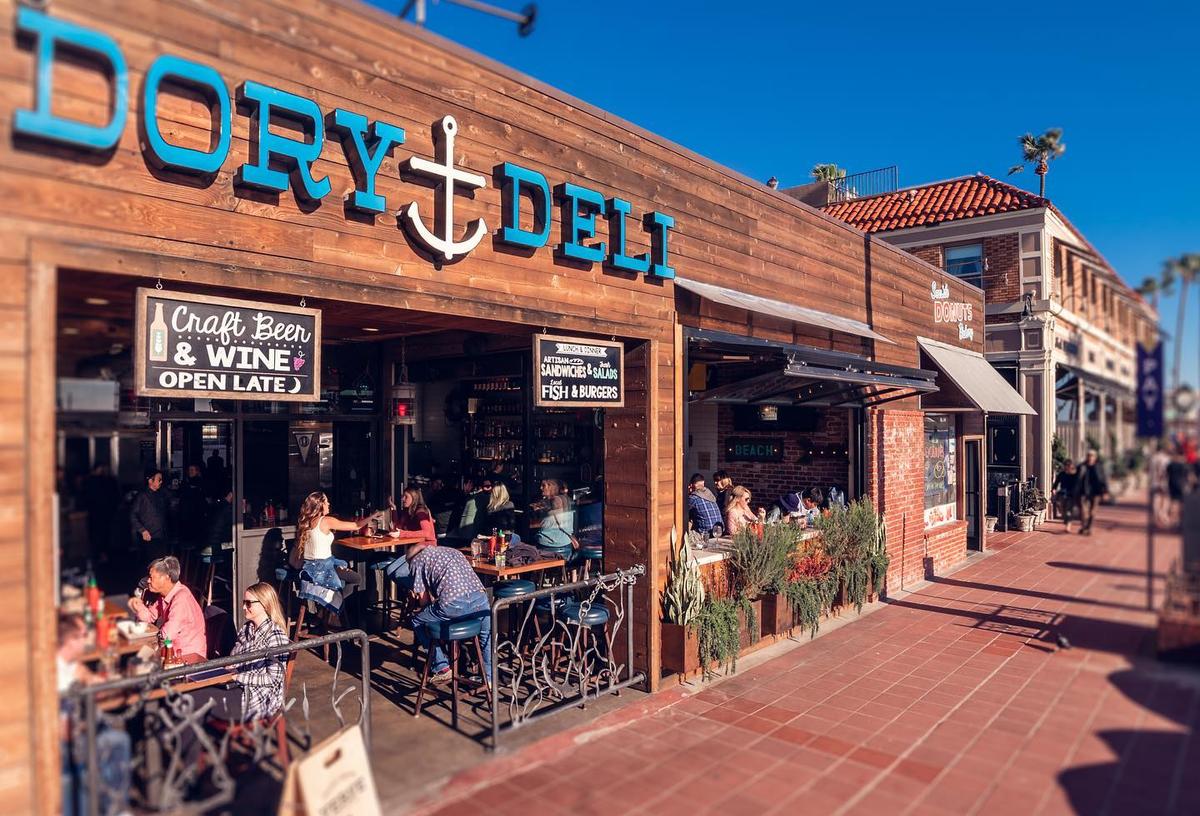 Discover the Best Dog-Friendly Restaurants in Newport Beach, CA