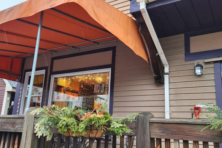 Pet Friendly Lydia's Cafe of Wolfeboro