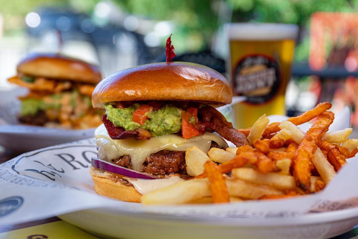 S&B's Burger Joint Pet Policy