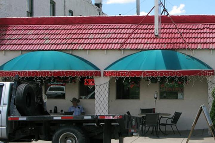 Pet Friendly Dos Hermanas Mexican/American Steakhouse