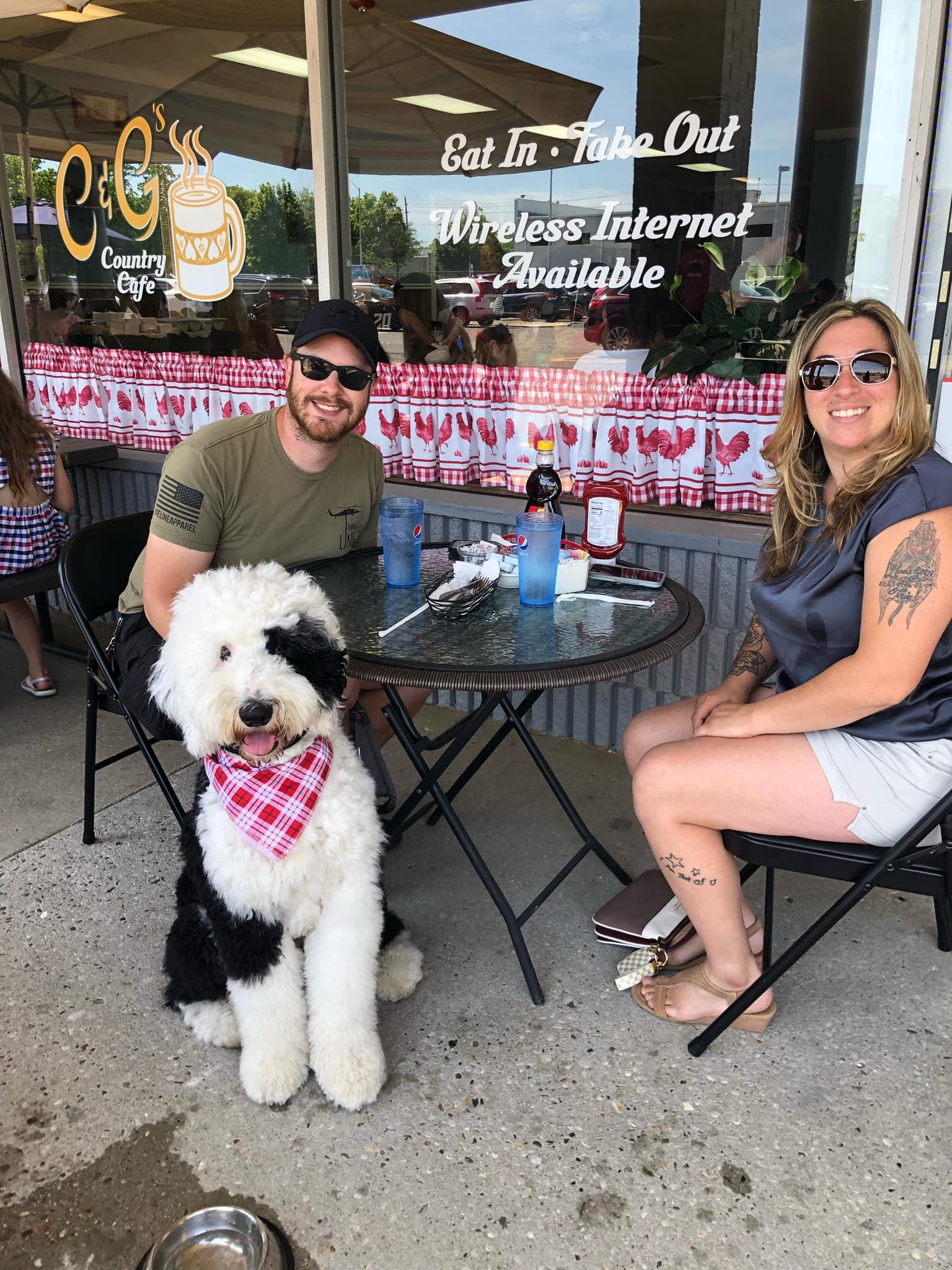 Pet Friendly C&G's Country Cafe