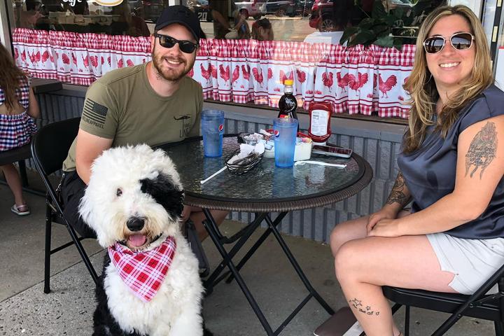 Pet Friendly C&G's Country Cafe