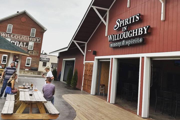 Pet Friendly Spirits in Willoughby