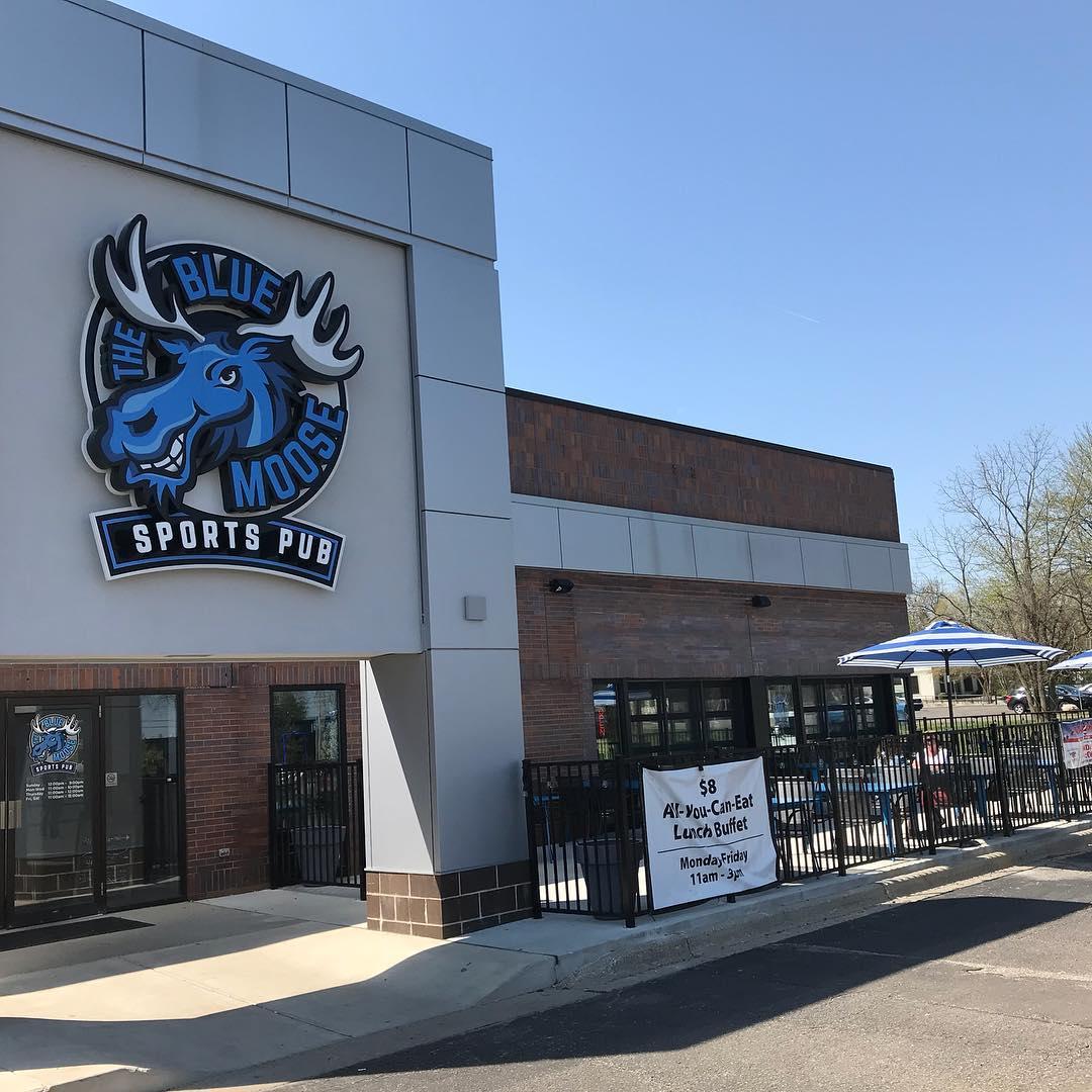 Blue Moose Sports Pub Is Pet Friendly