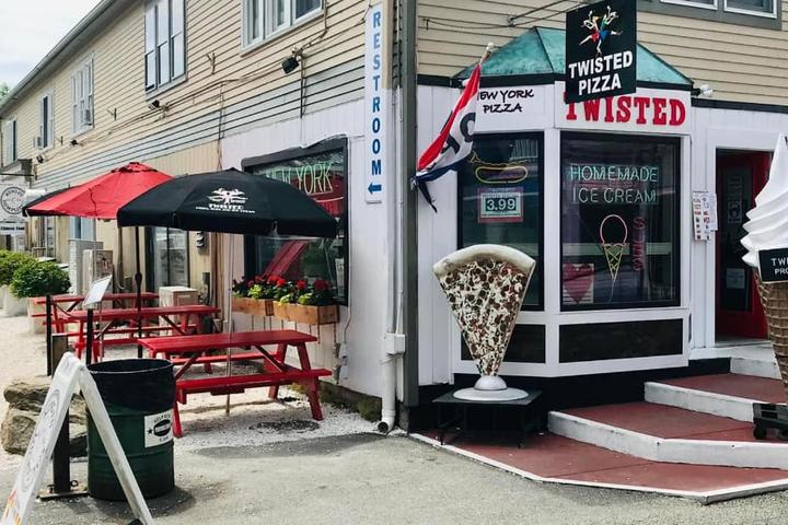 Pet Friendly Twisted Pizza, Subs and Ice Cream