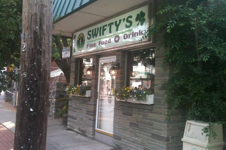 Pet Friendly Swifty's Restaurant & Pub