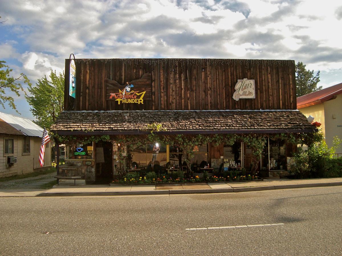 Patti s Thunder Cafe Pet Policy patti-s-thunder-cafe-pet-policy