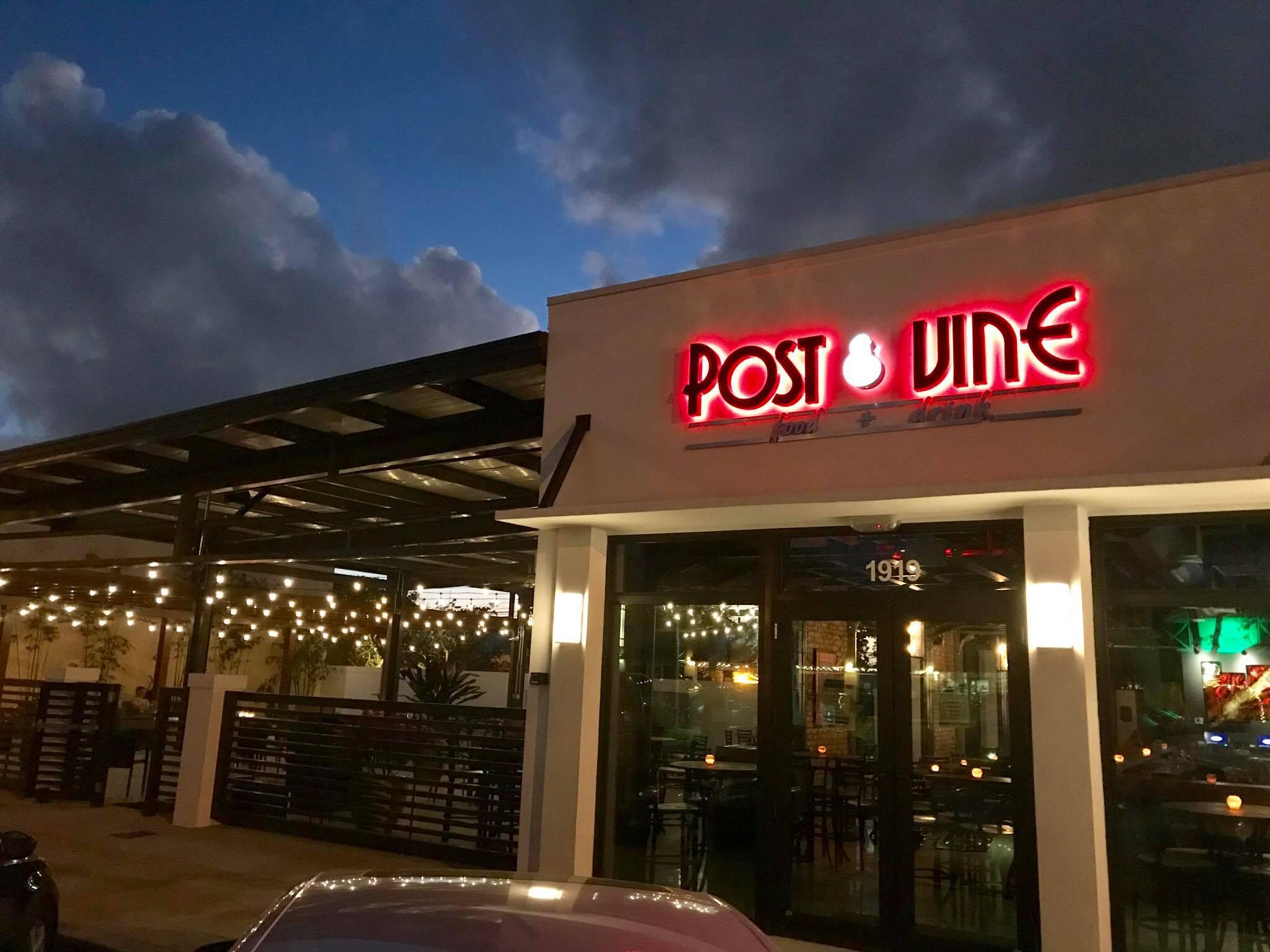 Dog Friendly Restaurants in Vero Beach, FL - BringFido