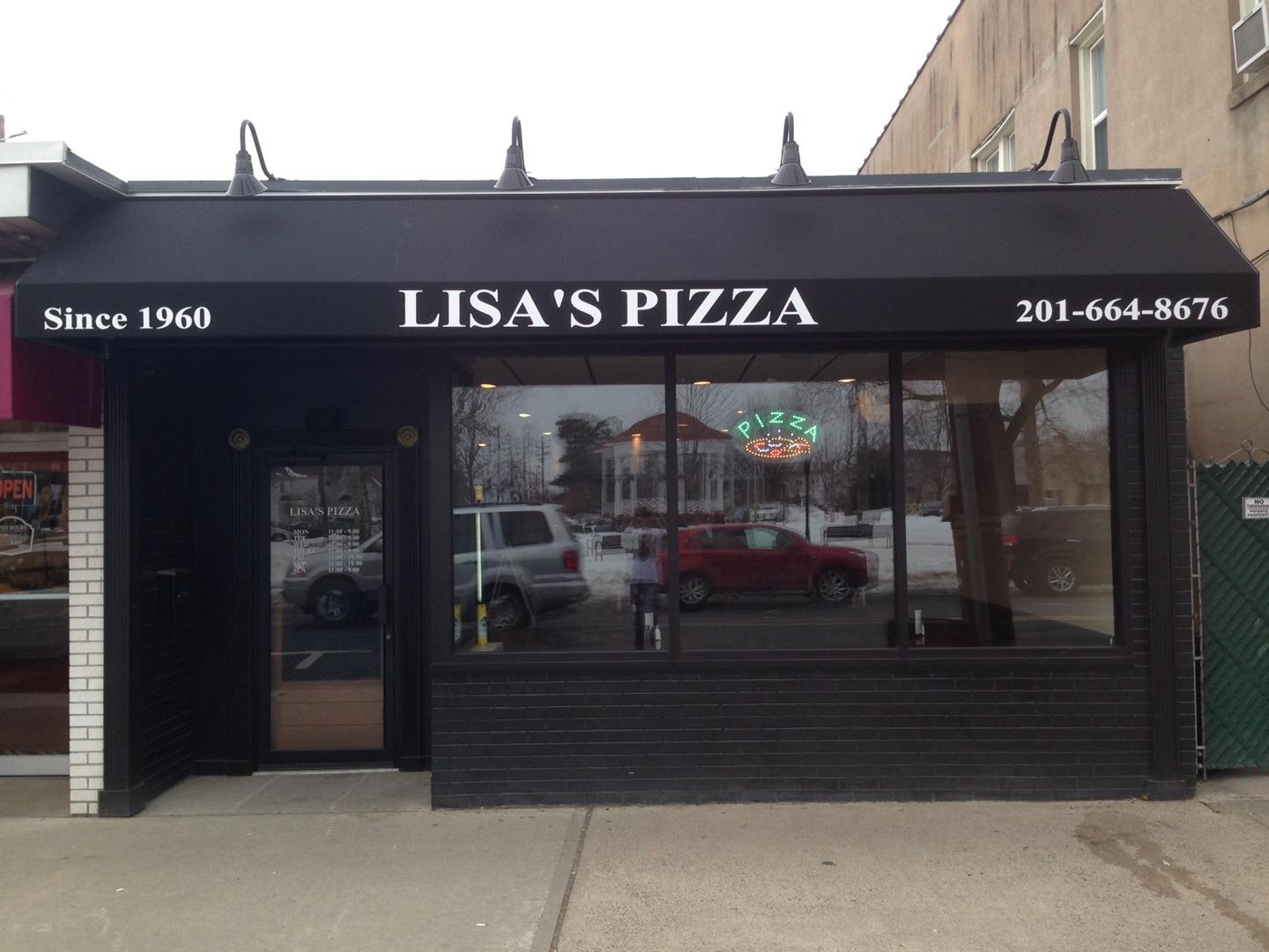 Pet Friendly Lisa's Pizza