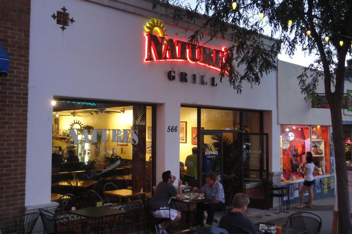 Pet Friendly Nature's Grill and Juice Bar