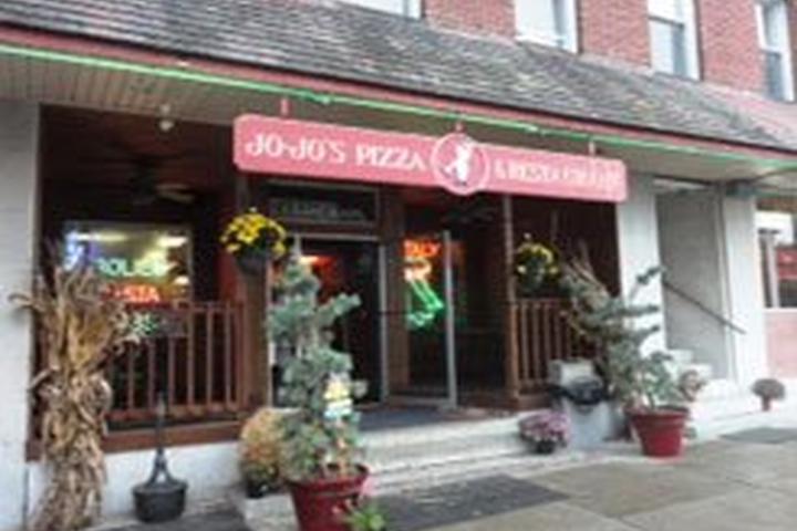 Pet Friendly Jo-Jo Pizzeria & Restaurant