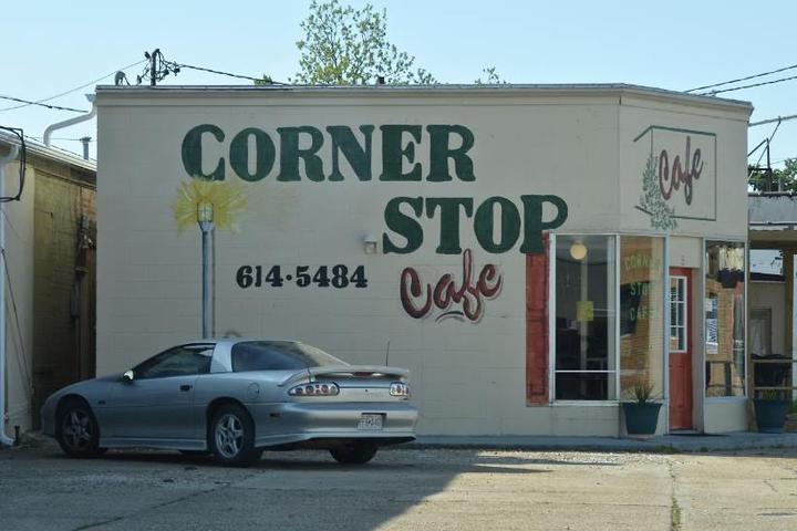 Pet Friendly Corner Stop Cafe