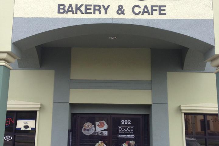 Pet Friendly Dolce Bakery and Cafe