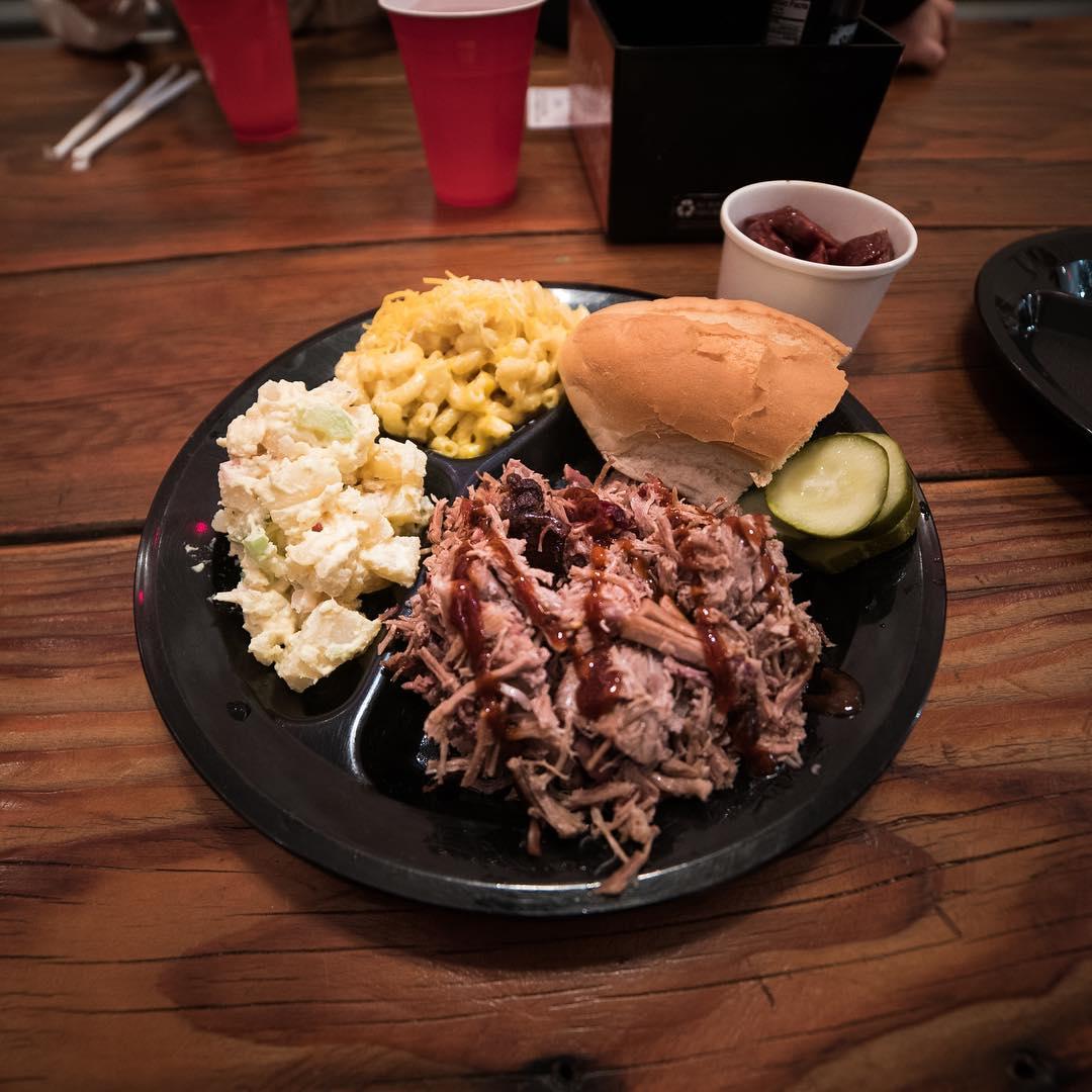 Brother's BarBQue Is Pet Friendly