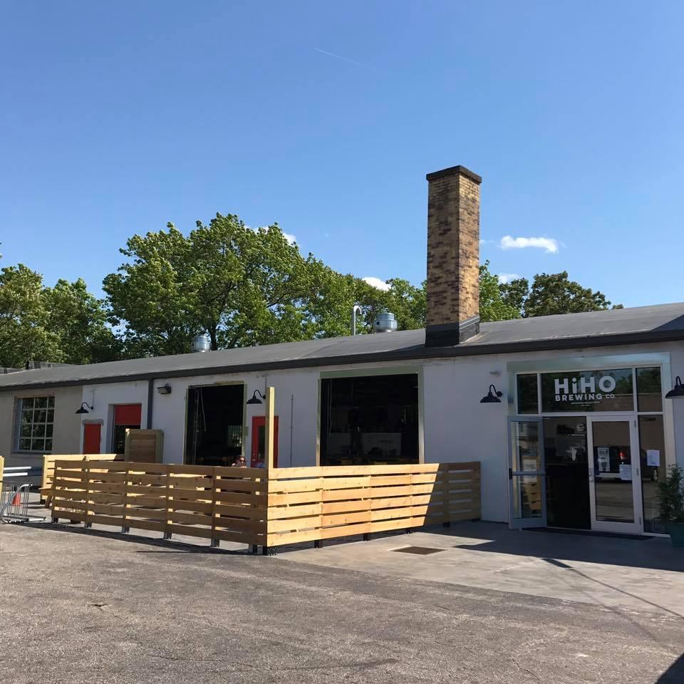 Dog Friendly Restaurants In Cuyahoga Falls Oh Bringfido