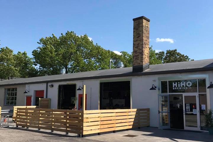 Dog Friendly Restaurants In Cuyahoga Falls Oh Bringfido