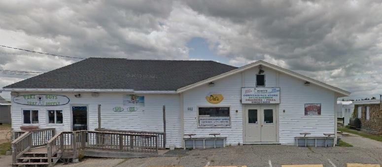 Exterior picture of Dusty's Ice Cream Weekapaug, a dog friendly restaurant in Westerly. Exterior picture of Dusty's Ice Cream Weekapaug, a dog friendly restaurant in Westerly.