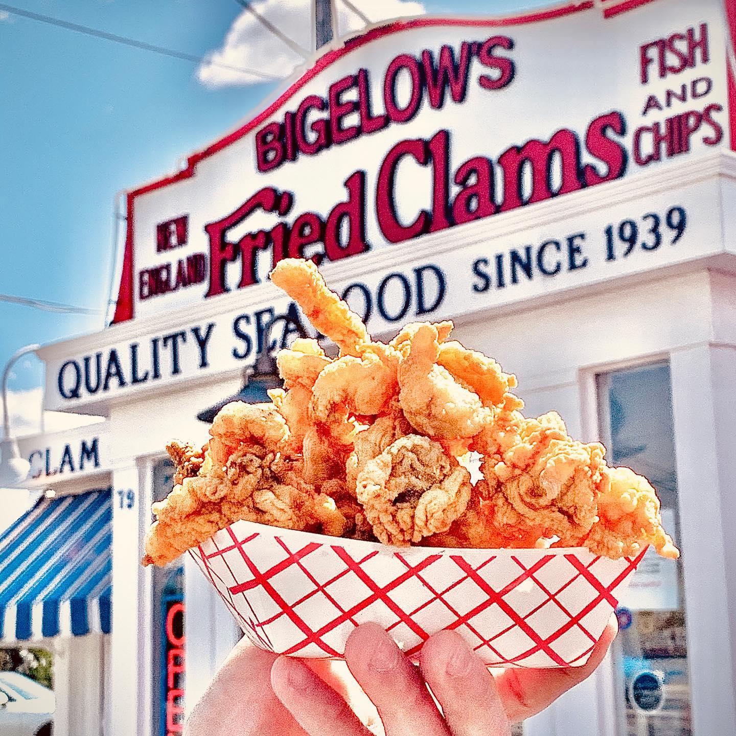 Pet Friendly Bigelow's New England Fried Clams