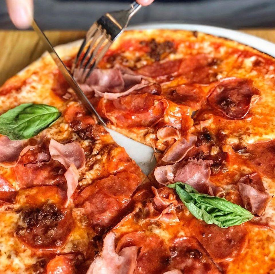 Mister O1 Extraordinary Pizza Brickell Is Pet Friendly