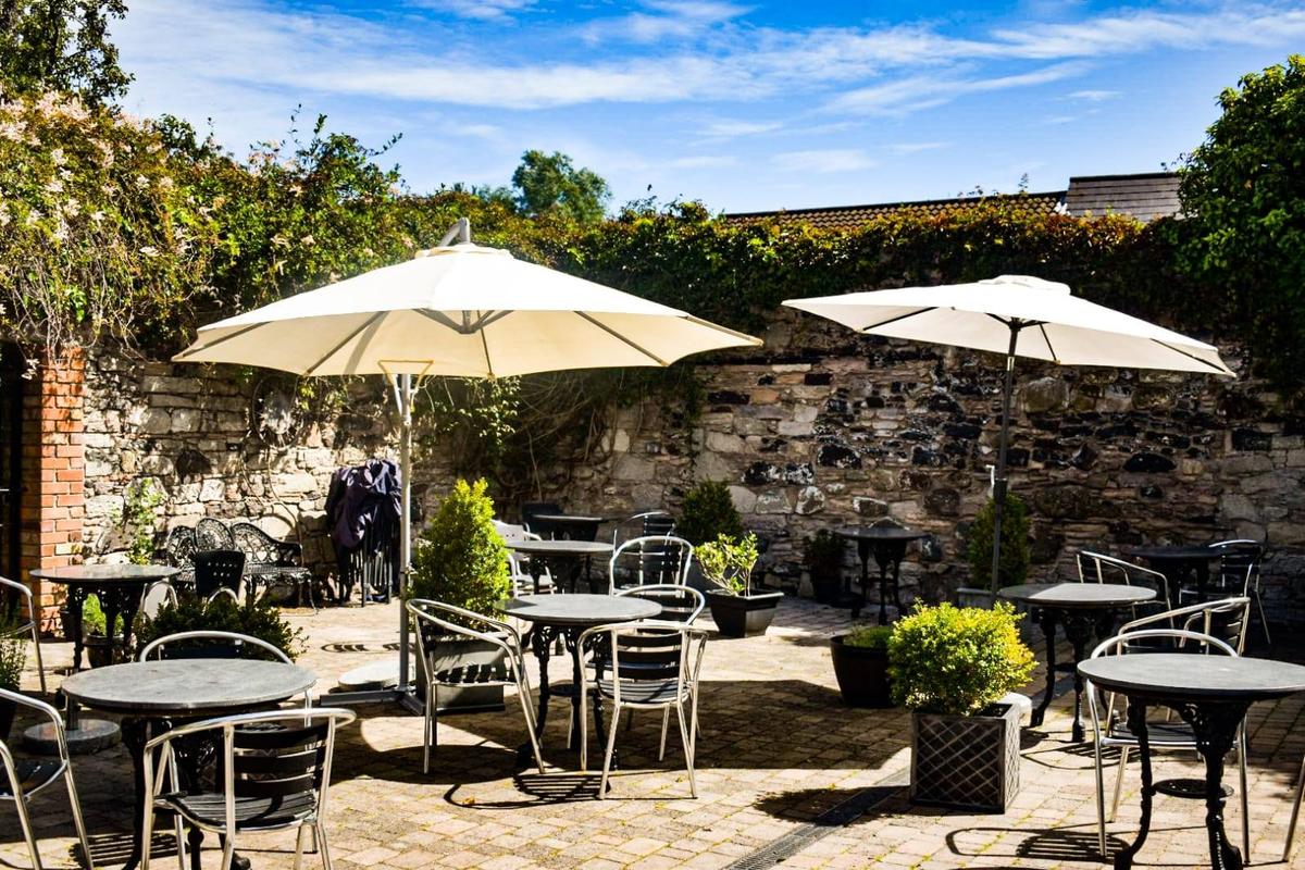 Pet friendly patio deals near me