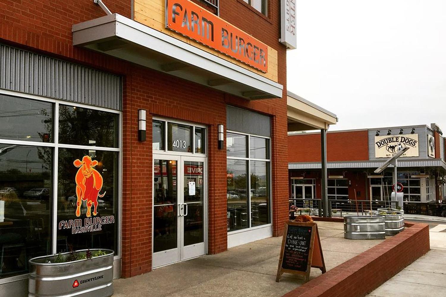 Farm Burger Is Pet Friendly Farm Burger Is Pet Friendly