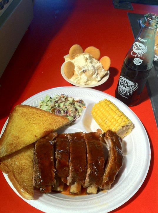Red Barn Bbq Is Pet Friendly