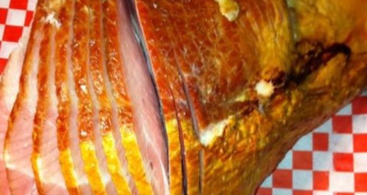 Red Barn Bbq Is Pet Friendly