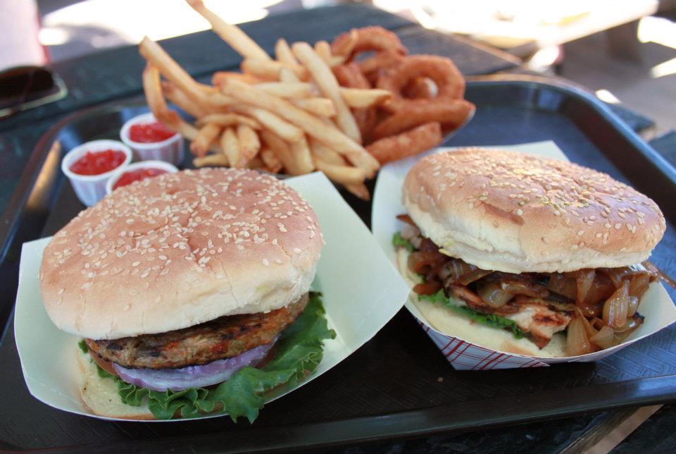 Izzy's Burger Spa Is Pet Friendly