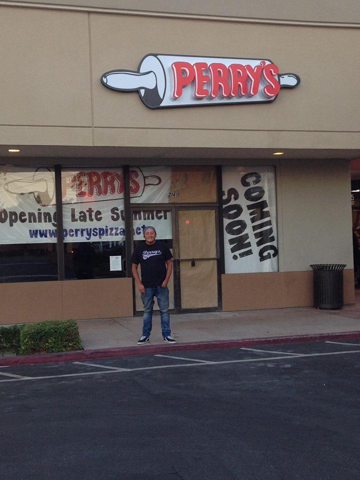 Pet Friendly Perry's Pizza