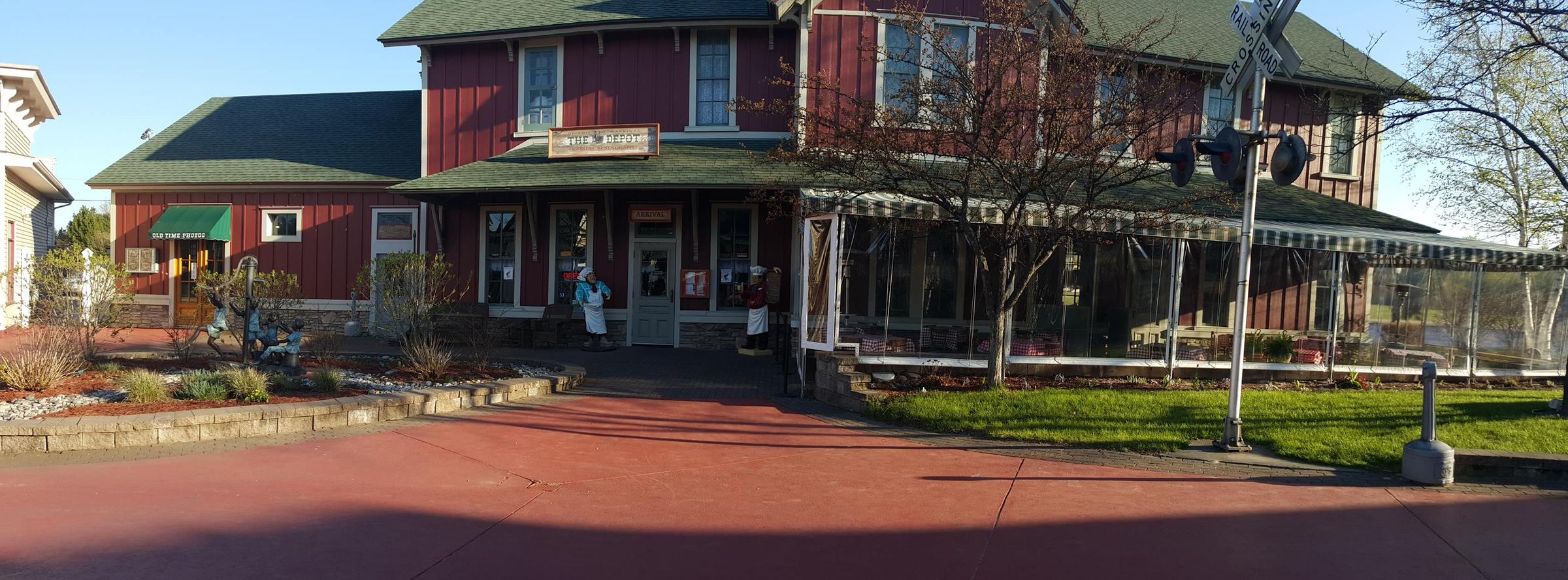 Dog Friendly American Restaurants in Mackinaw City, MI BringFido