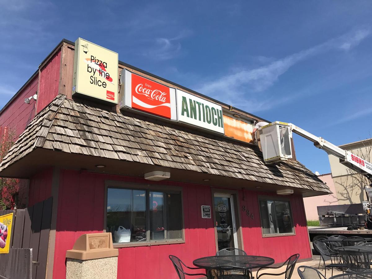 Antioch Pizza Shop Is Pet Friendly