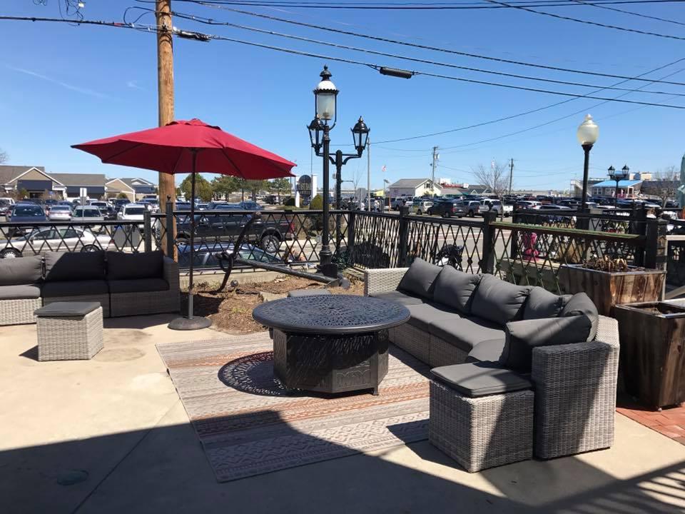 16 Winery Is Pet Friendly